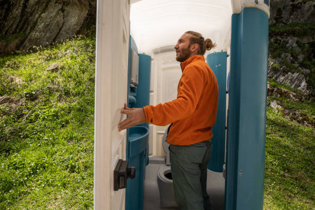 Best Portable restroom trailer rental  in Oakwood, OH