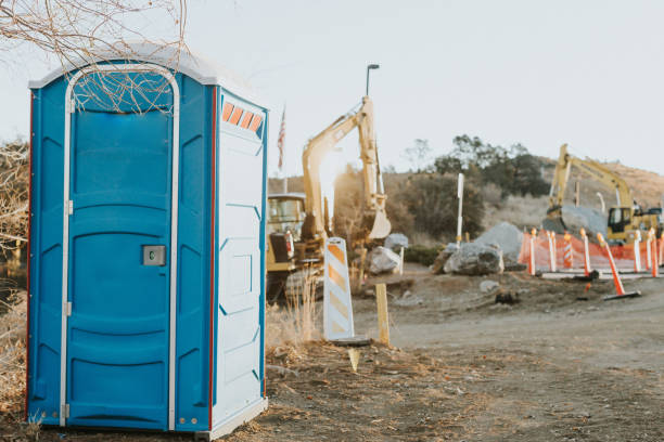 Porta potty delivery and setup in Oakwood, OH